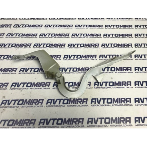 Петля капота правая Peugeot 308 T9 2013-2021 9677784900